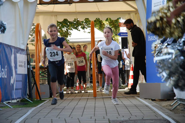 Auch junge Teilnehmer sind beim Treppenhauslauf willkommen.