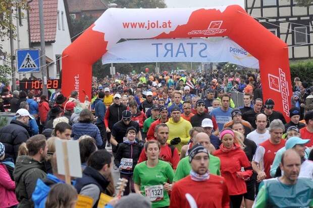 Bottwartal-Marathon: Start des Halbmarathon in Gronau