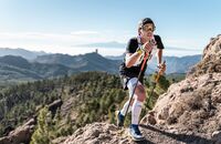 Der Top-Trailläufer Pau Capell nutzt Trailrunning-Stöcke