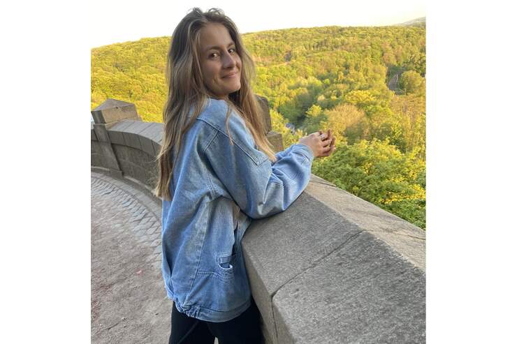 Elaine Cappus RUNNER'S WORLD