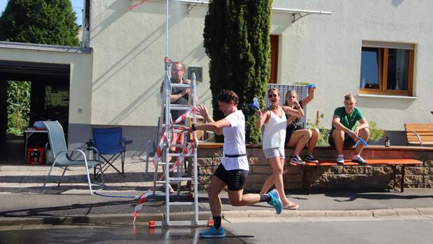 Lauf 10 km, Streckenbild mit Erfrischung