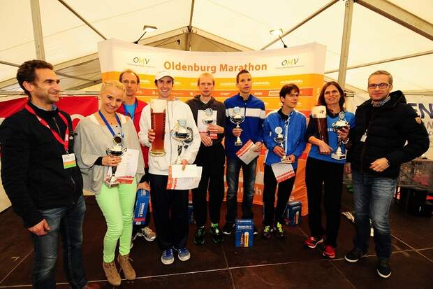 Siegerehrung beim Oldenburg-Marathon