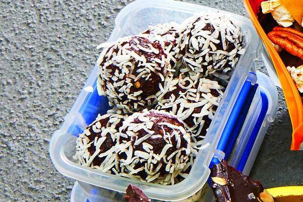 Snacks für unterwegs: Feigen-Bälle