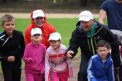 Start zum Berliner Spendenlauf der Deutschen Kinderrheuma-Stiftung Bambini