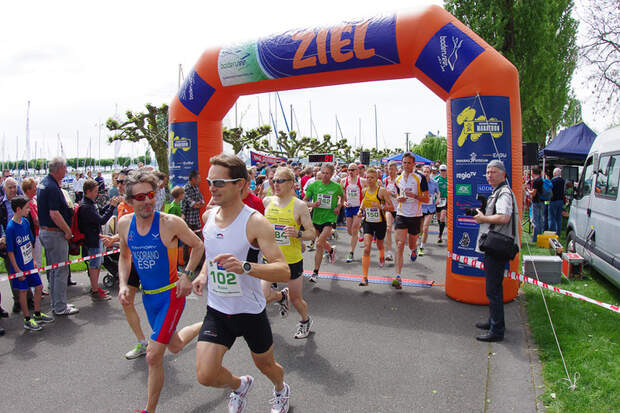 Start zum Uhldinger Pfahlbau-Halbmarathon