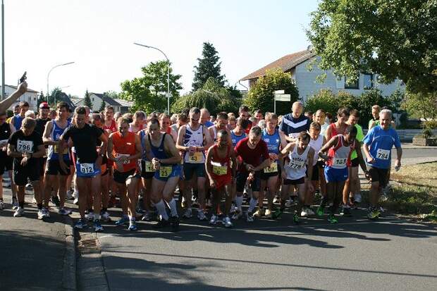 Start zum Wannkopflauf in Echzell