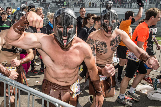 StrongmanRun 2015 Teilnehmer in Verkleidung