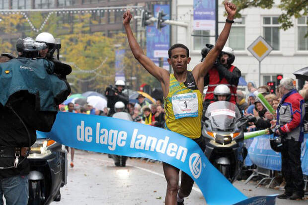 Tsegay Yemane Eindhoven-Marathon 2013 Highlight