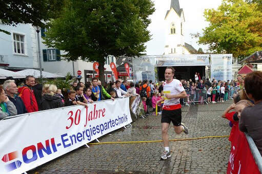 Zieleinlauf beim Wipperfürther Stadtlauf