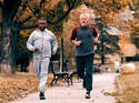 Zwei Männer beim Lauftraining