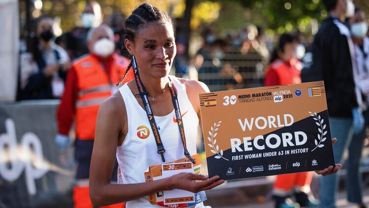 Läuft Gidey auf Anhieb Marathon-Weltrekord?