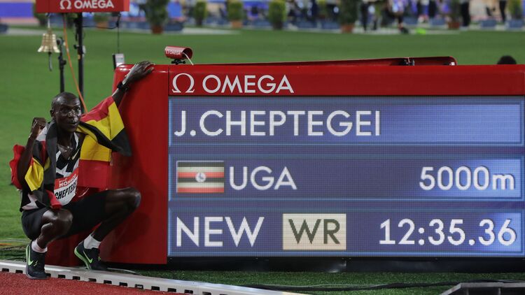 Joshua Cheptegei bricht 5.000-Meter-Weltrekord