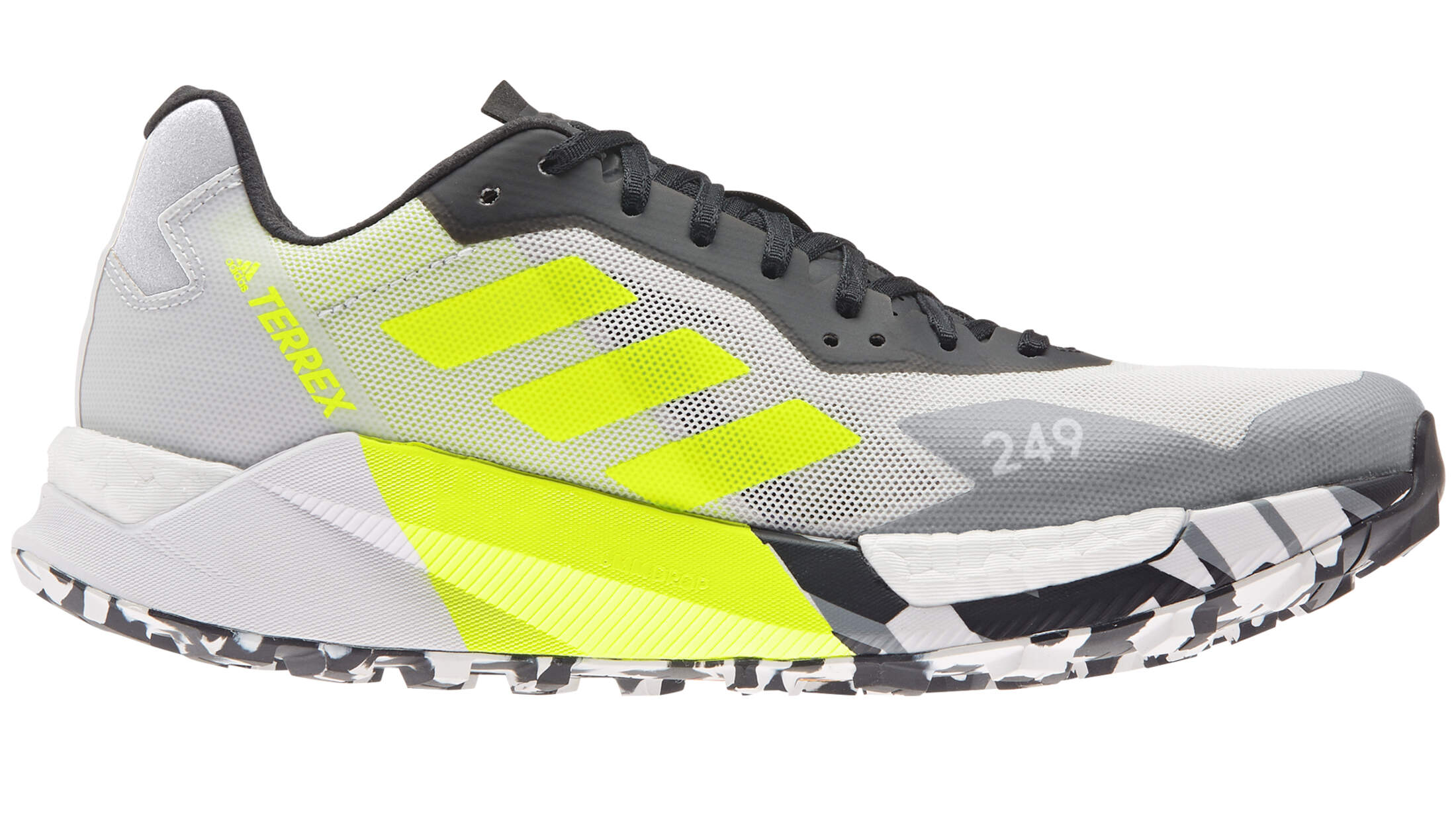 Trailschuh Adidas Terrex Agravic Ultra im Test RUNNER S WORLD