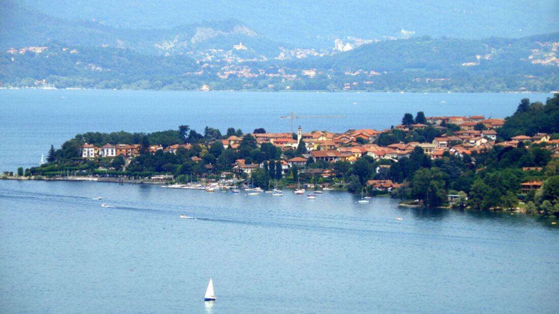 landmark--Ranco--Lago Maggiore
